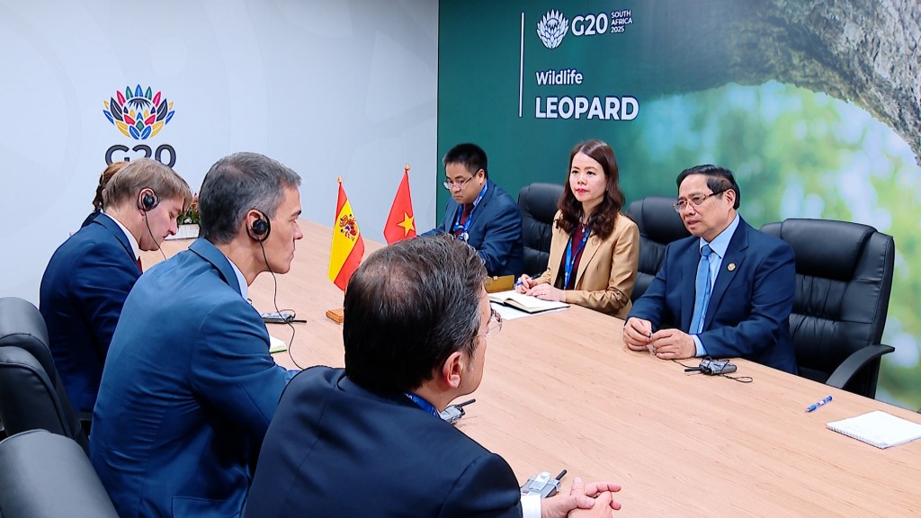 Hai nhà lãnh đạo cũng đã nhất trí tăng cường hợp tác tại các diễn đàn đa phương, đồng thời trao đổi về một số vấn đề quốc tế, khu vực cùng quan tâm - Ảnh: VGP/Nhật Bắc