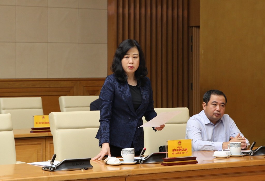 Bộ trưởng Bộ Y tế Đào Hồng Lan: Ngành Y tế sẽ chủ động triển khai công tác vệ sinh môi trường, phòng chống dịch bệnh ngay sau khi lũ rút - Ảnh: VGP/Nguyễn Hoàng Bộ trưởng Bộ Y tế Đào Hồng Lan: Ngành Y tế sẽ chủ động triển khai công tác vệ sinh môi trường, phòng chống dịch bệnh ngay sau khi lũ rút - Ảnh: VGP/Nguyễn Hoàng