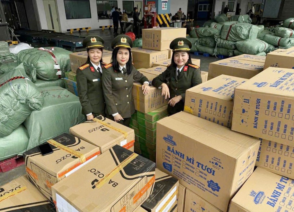 Gửi hơi ấm về miền Trung - Tây Nguyên, chung tay cùng bà con vượt qua mưa lũ