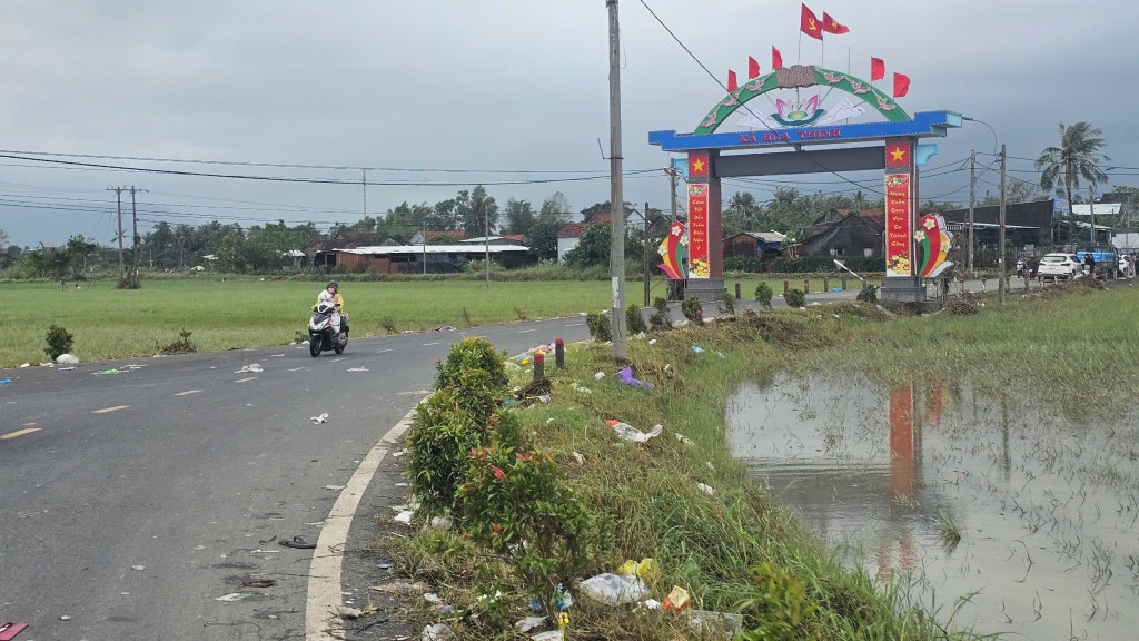 Thương lắm người dân vùng rốn lũ Hoà Thịnh