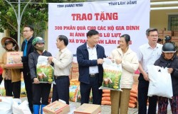Quảng Ninh hỗ trợ 300 phần quà cho Nhân dân vùng lũ Lâm Đồng