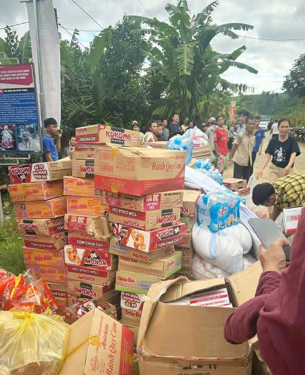 Hà Nội: Tổng hợp các điểm tập kết cứu trợ đồng bào miền Trung - Tây Nguyên