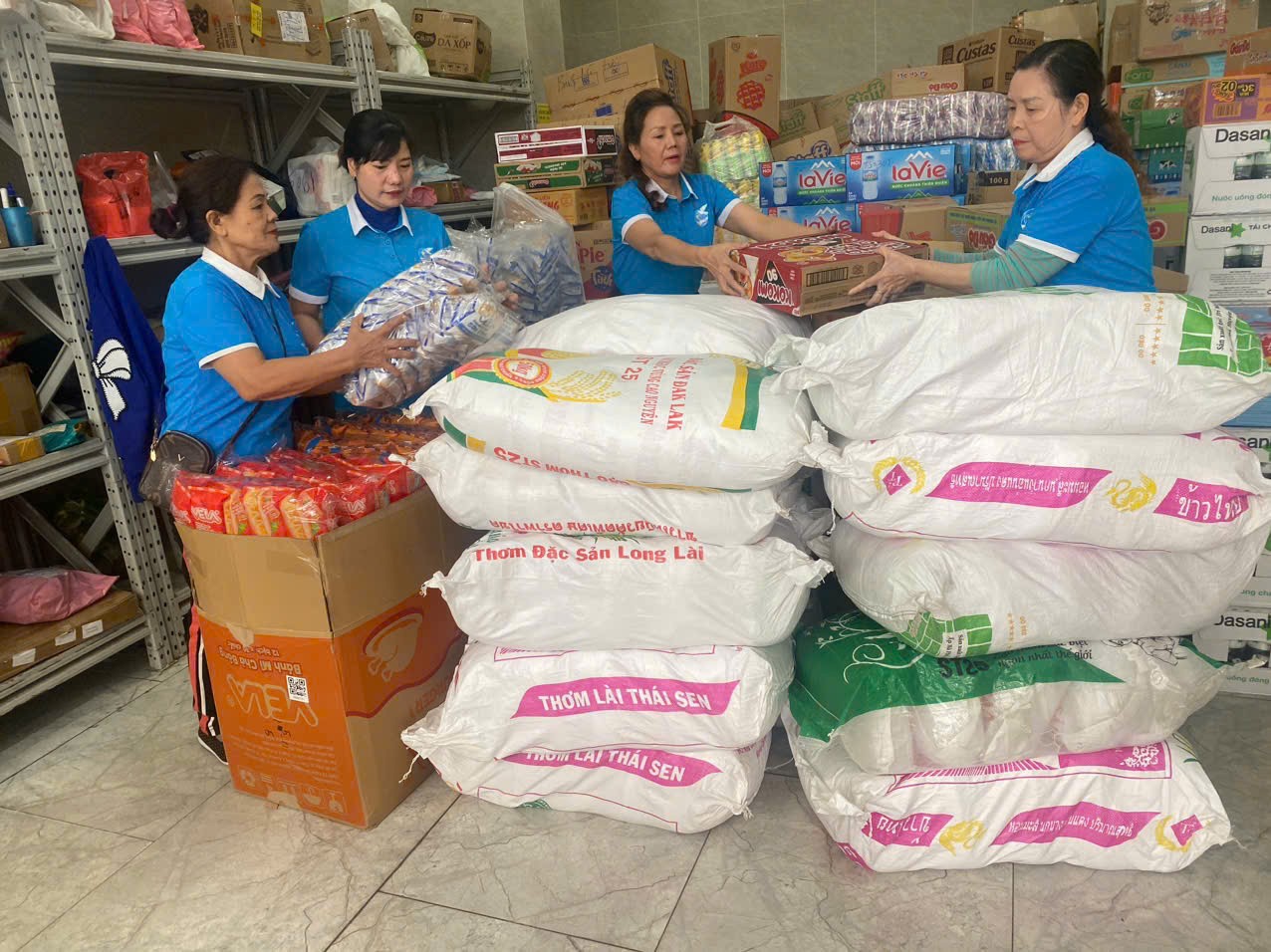 Người dân Yên Nghĩa, Thanh Liệt hướng về miền Trung - Tây Nguyên