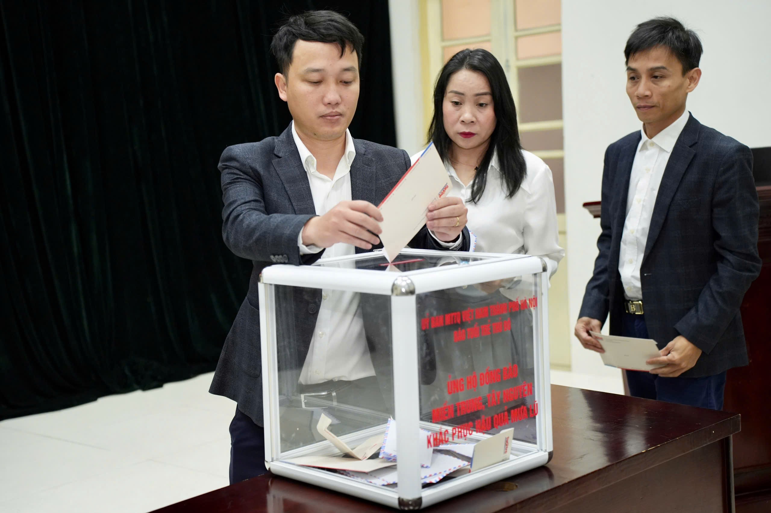 Báo Tuổi trẻ Thủ đô chung vai, sát cánh cùng đồng bào miền Trung