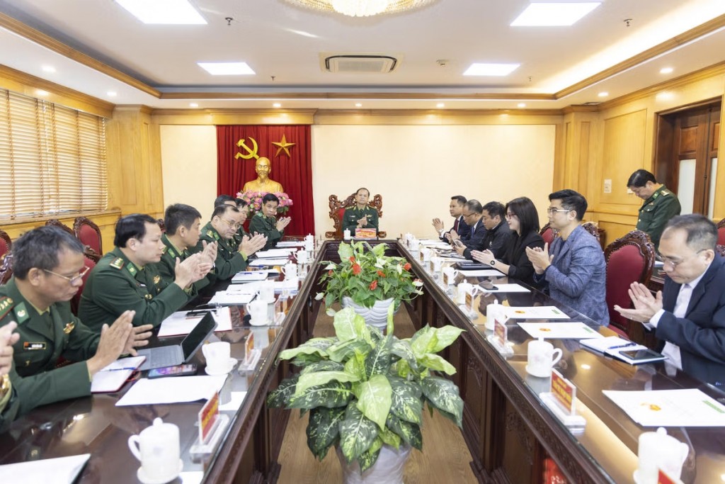 “Xuân biên phòng ấm lòng dân bản”: Lan tỏa tinh thần Đại đoàn kết toàn dân tộc