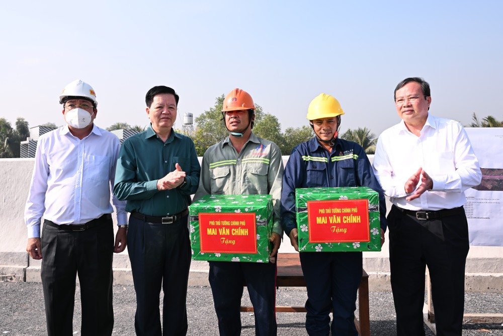 Phó Thủ tướng Chính phủ Mai Văn Chính làm việc với tỉnh Tây Ninh