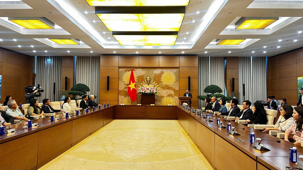 TP Hà Nội trao hỗ trợ 30 tỷ đồng cho 3 tỉnh