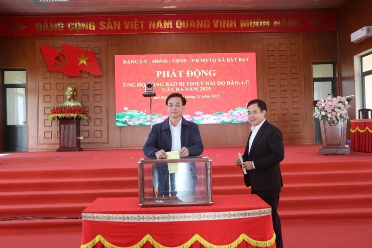 Xã Bất Bạt phát động ủng hộ đồng bào bị thiệt hại do bão lũ Xã Bất Bạt phát động ủng hộ đồng bào bị thiệt hại do bão lũ