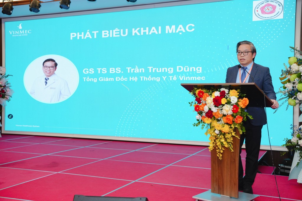 GS.TS.BS Trần Trung Dũng - Tổng Giám đốc Hệ thống Y tế Vinmec phát biểu tại sự kiện