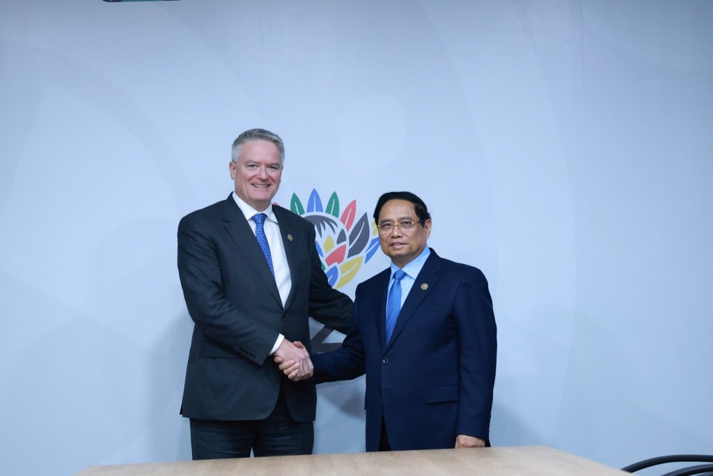 Thủ tướng Phạm Minh Chính đề nghị các chuyên gia của OECD tiếp tục đồng hành, hỗ trợ, tư vấn giúp Việt Nam nâng cao năng lực hoạch định và thực thi chính sách, nâng cao sức cạnh tranh quốc gia, hướng tới việc đáp ứng các chuẩn mực quản trị toàn cầu của OECD - Ảnh: VGP/Nhật Bắc