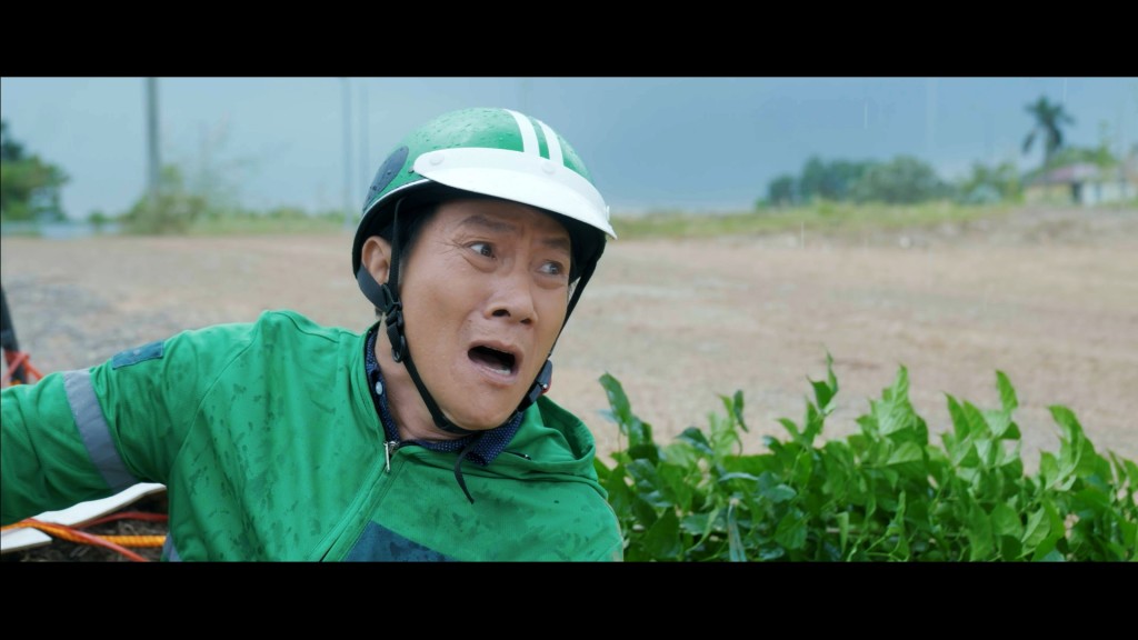 Không muốn gia đình lo lắng, ông làm đủ nghề 