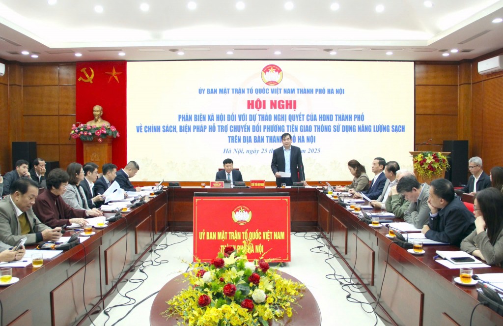 Chuyển đổi phương tiện xanh với lộ trình, chính sách rõ ràng