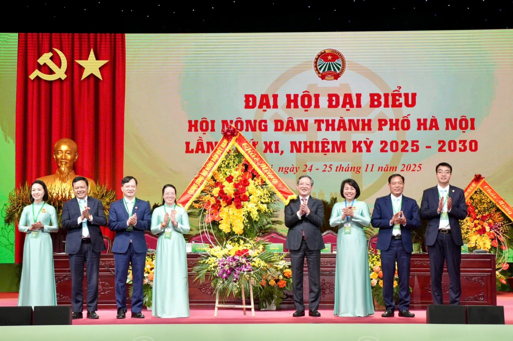 Xây dựng người nông dân Thủ đô thời kỳ mới có tri thức, bản lĩnh, làm chủ công nghệ số