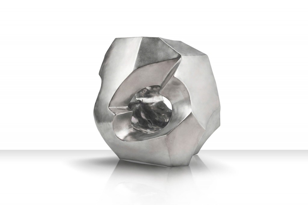 Nghệ sĩ Đinh Phong luôn chọn Hà Nội làm 