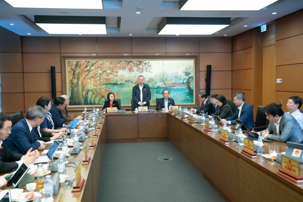 Văn hóa, y tế, giáo dục là những trụ cột rất quan trọng