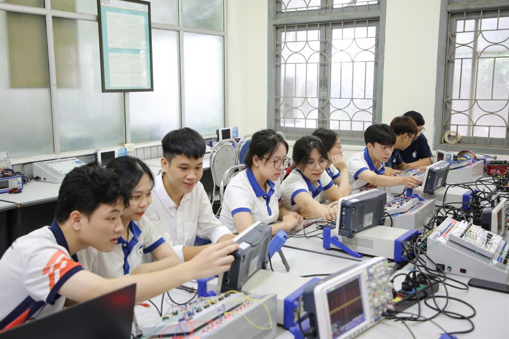 Quyết sách cho tương lai Quyết sách cho tương lai