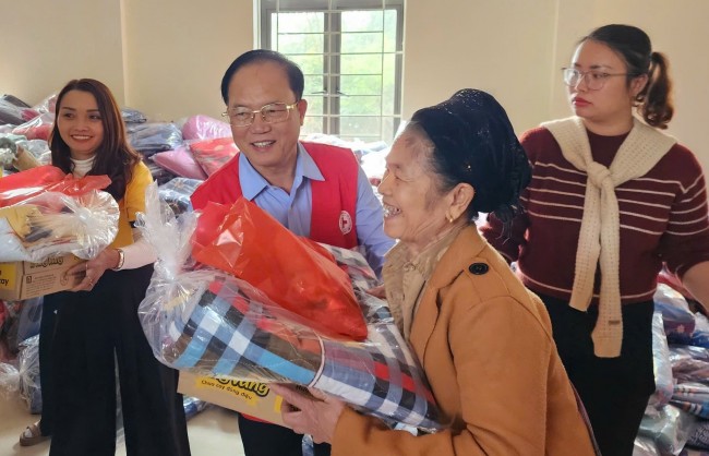 Nghĩa tình Hà Nội gửi miền Trung và Tây Nguyên