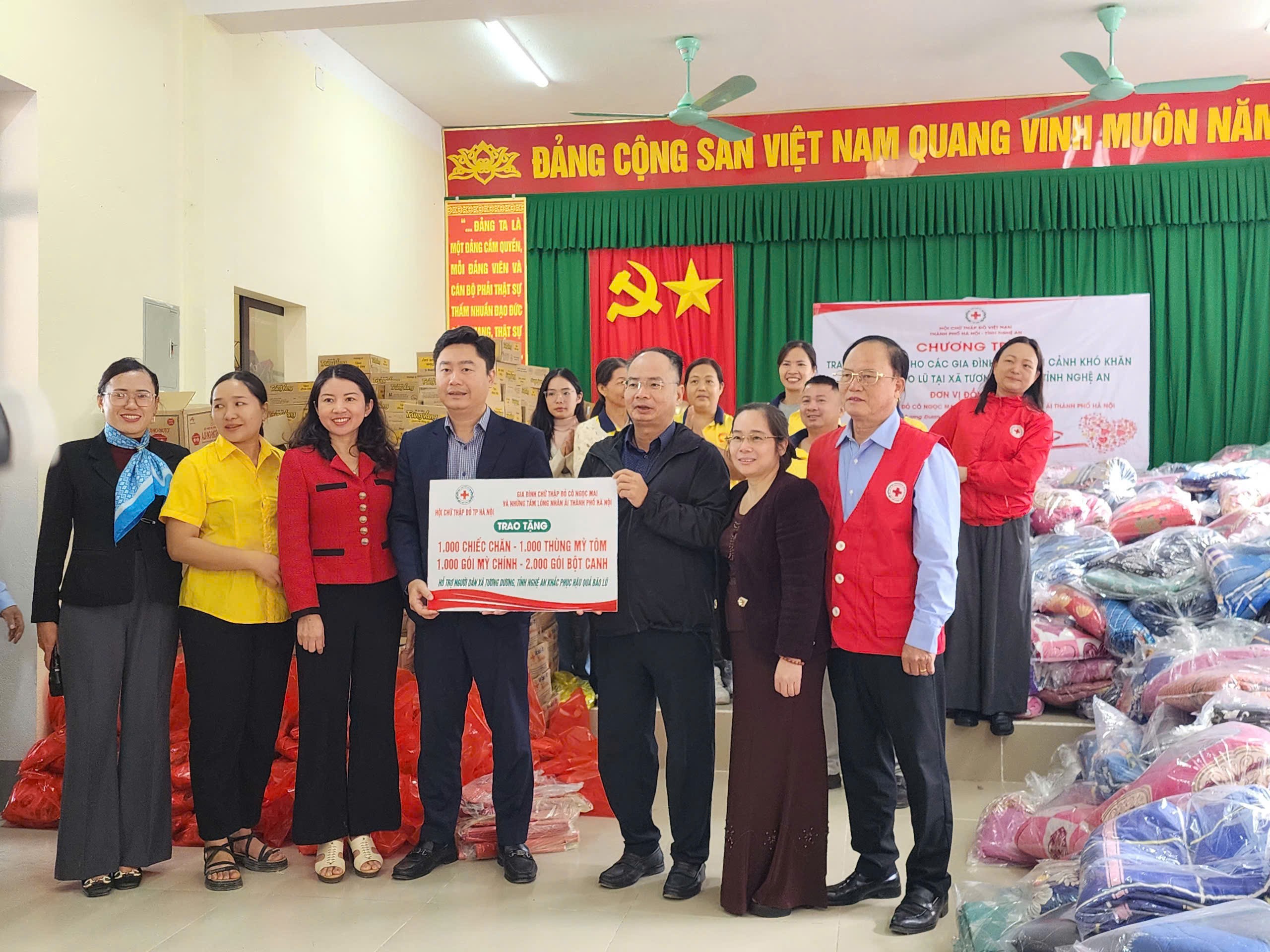 Nghĩa tình Hà Nội gửi miền Trung và Tây Nguyên