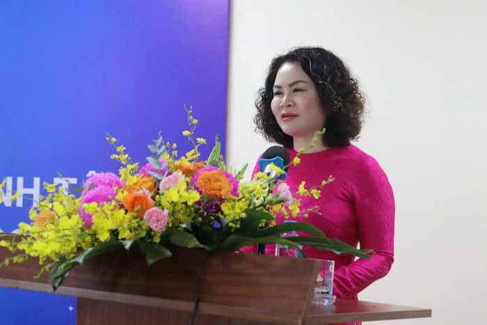 Bà Nguyễn Kim Thanh, Phó Chủ tịch Công đoàn Điện lực Việt Nam phát biểu chỉ đạo tại đại hội.