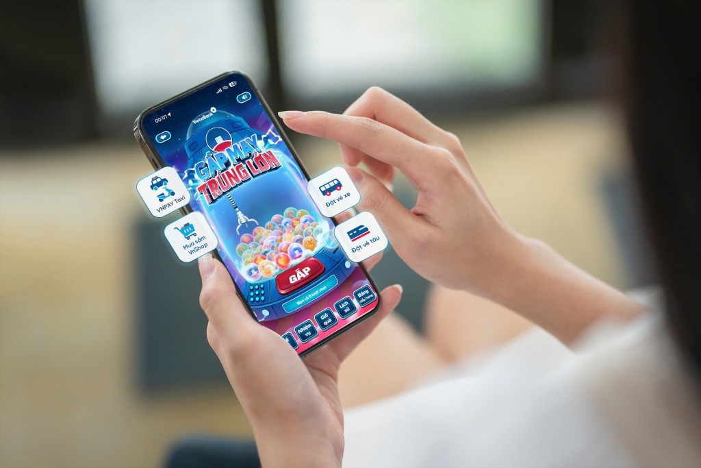 Dân văn phòng rần rần “gắp thú” săn iPhone 17 ngay trên VietinBank iPay Mobile Dân văn phòng rần rần “gắp thú” săn iPhone 17 ngay trên VietinBank iPay Mobile