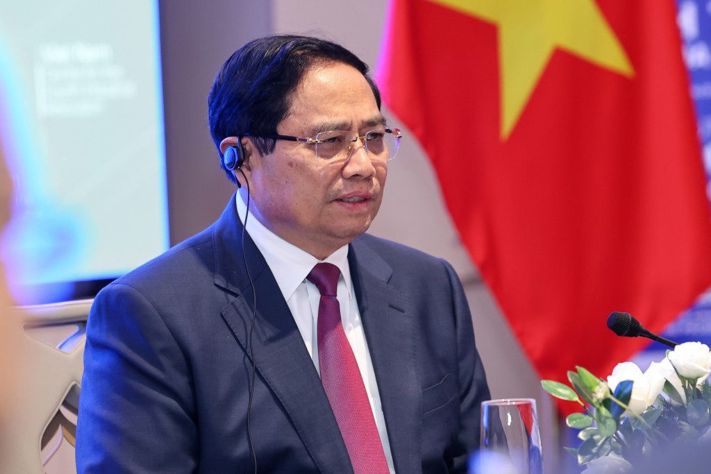 Thủ tướng mong các nhà đầu tư, tập đoàn, doanh nghiệp, đối tác quốc tế tiếp tục cổ vũ, hỗ trợ, đồng hành với Việt Nam - Ảnh: VGP/Nhật Bắc