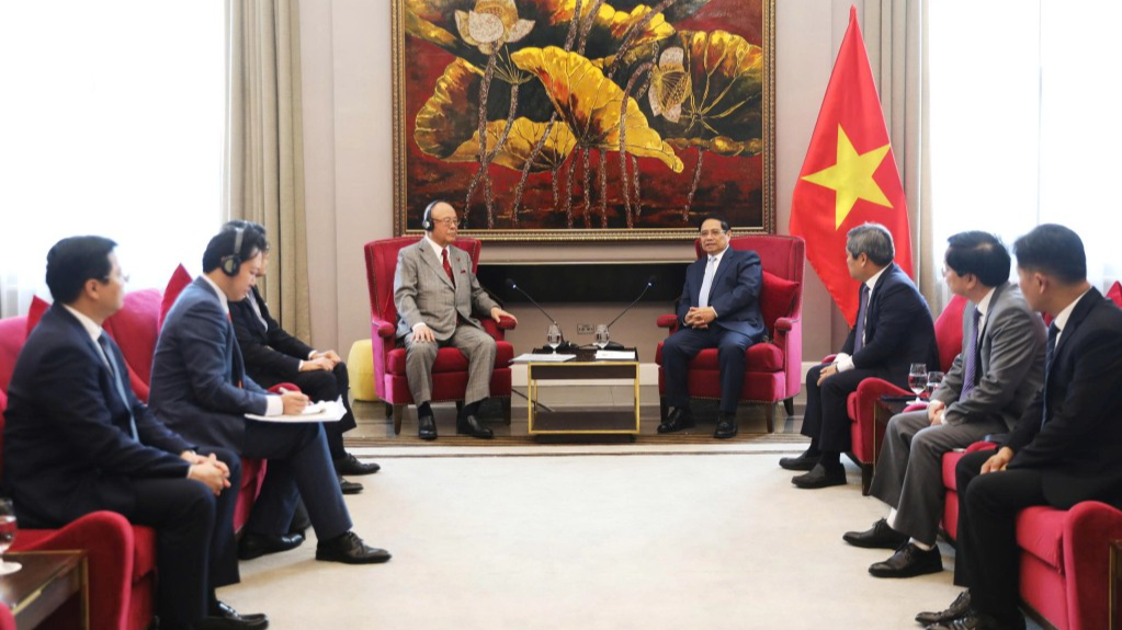 Thủ tướng Chính phủ Phạm Minh Chính cùng lãnh đạo tỉnh Quảng Ninh tiếp ông Takebe Tsutomu, Cố vấn Đặc biệt Liên minh Nghị sĩ hữu nghị Nhật - Việt.