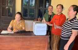 Nhân dân xã Quảng Bị hướng về đồng bào miền Trung và Tây Nguyên