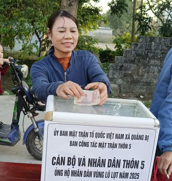 Nhân dân xã Quảng Bị hướng về đồng bào miền Trung và Tây Nguyên