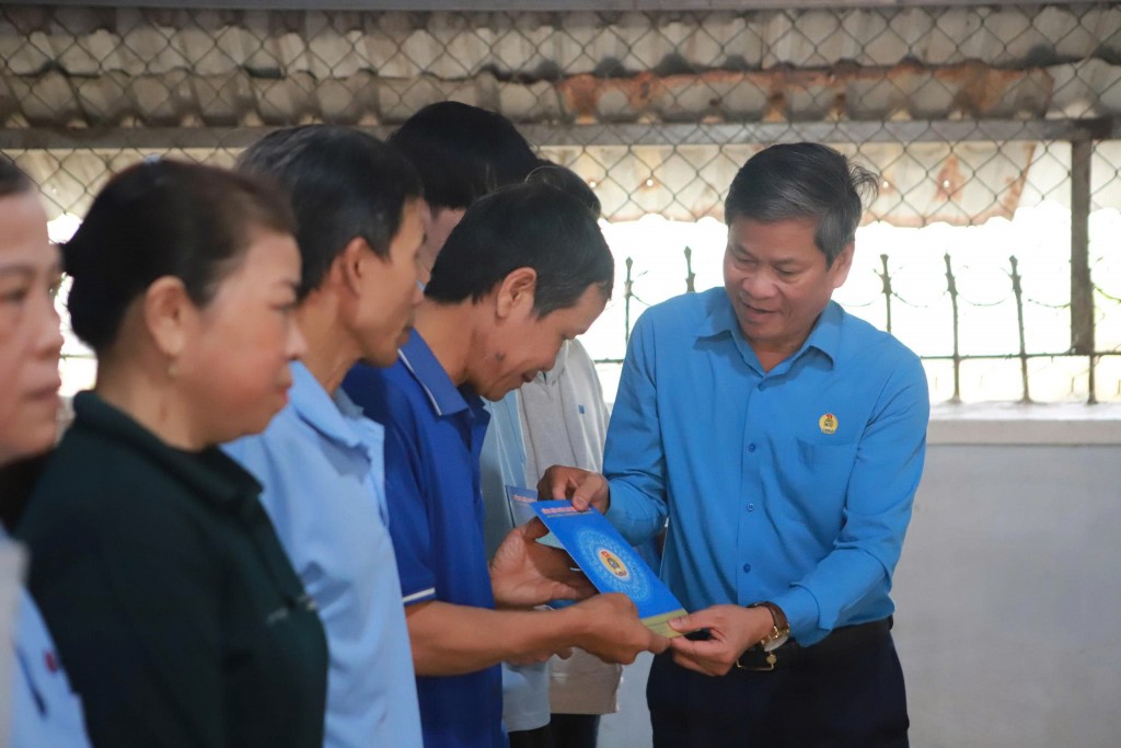 Công đoàn hỗ trợ khẩn cấp hơn 1,5 tỉ đồng giúp người lao động Gia Lai gượng dậy sau thiên tai