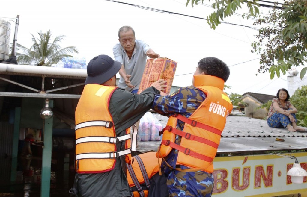 Không để khoảng cách địa lý tạo độ trễ trong cứu trợ Nhân dân