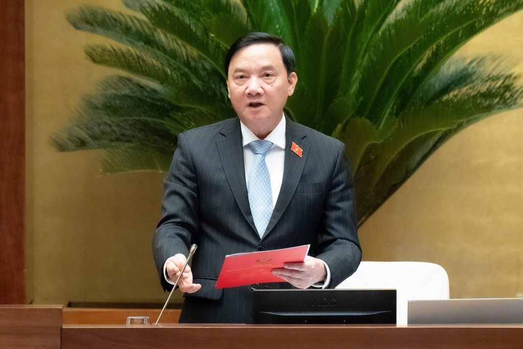 Quốc hội thông qua 4 bộ luật Quốc hội thông qua 4 bộ luật