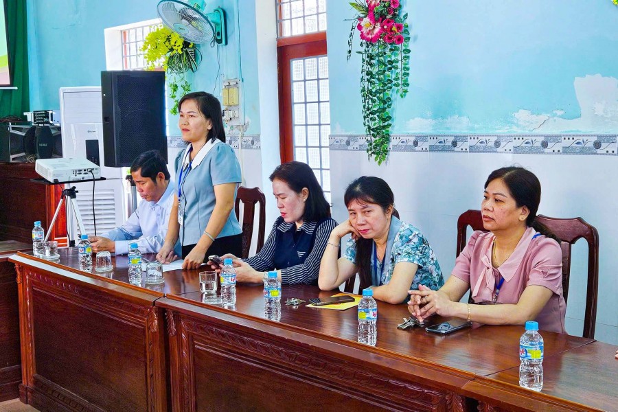 Nhân dân Thủ đô hướng về đồng bào miền Trung - Tây Nguyên