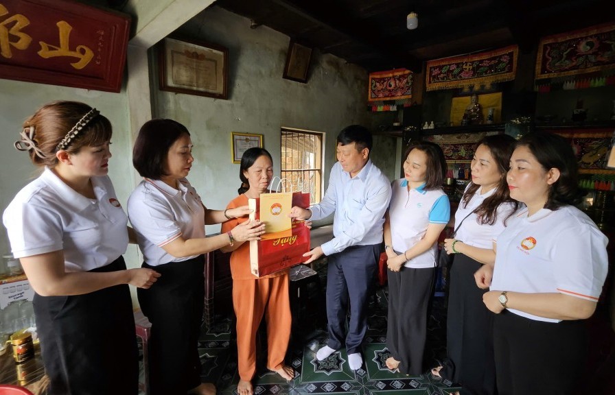 Mệnh lệnh từ trái tim, nghĩa đồng bào tỏa ấm