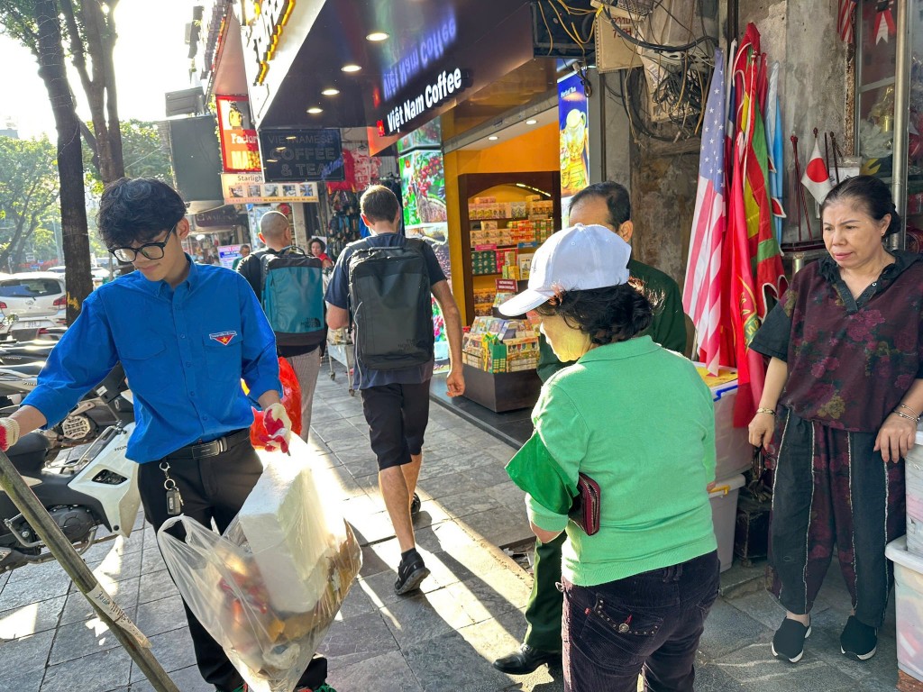 Tuổi trẻ Hoàn Kiếm lan toả nếp sống sáng - xanh - sạch - đẹp