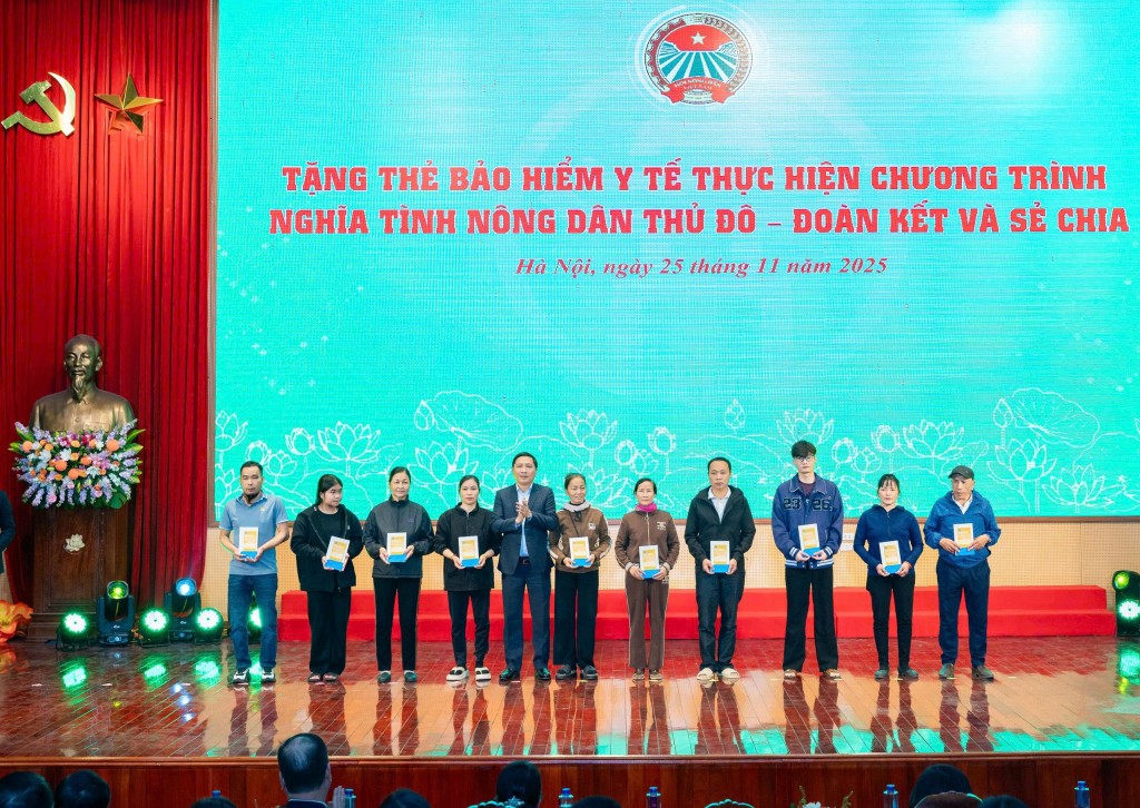 Lan tỏa tinh thần đổi mới, khát vọng vươn lên và niềm tin của hội viên nông dân Lan tỏa tinh thần đổi mới, khát vọng vươn lên và niềm tin của hội viên nông dân