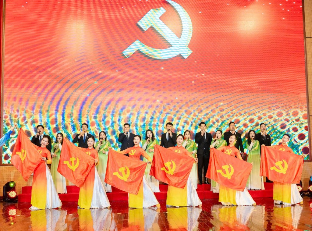 Lan tỏa tinh thần đổi mới, khát vọng vươn lên và niềm tin của hội viên nông dân Lan tỏa tinh thần đổi mới, khát vọng vươn lên và niềm tin của hội viên nông dân