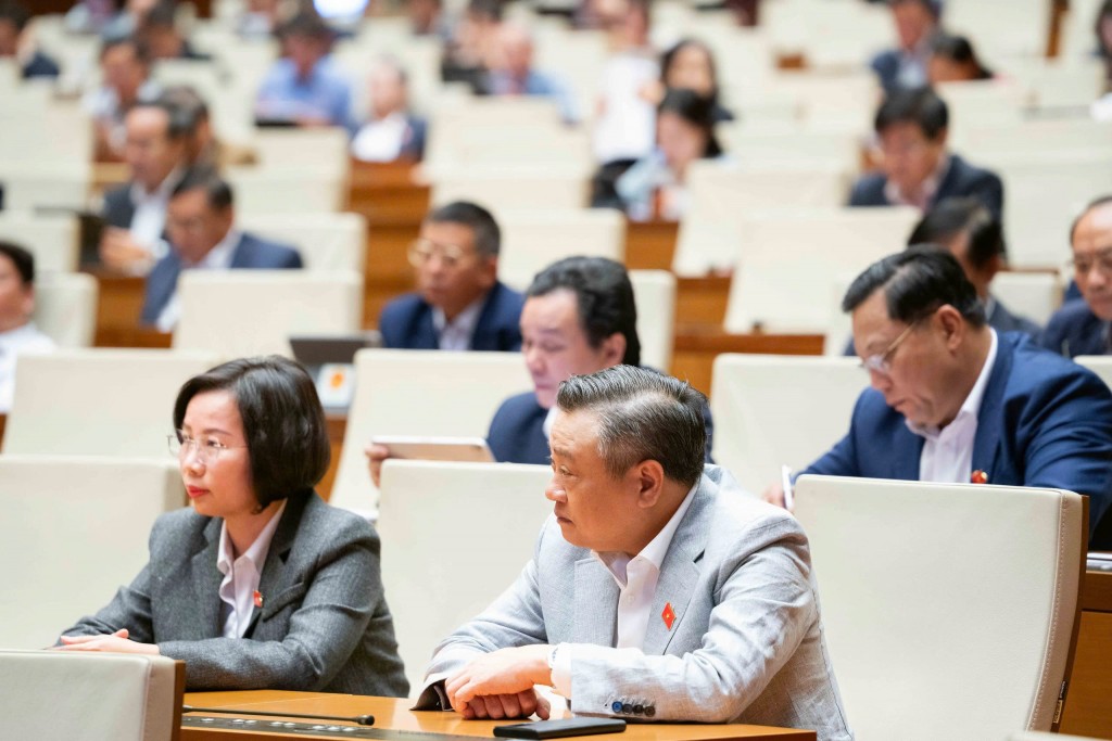 Băn khoăn việc thành lập văn phòng UBND cấp tỉnh ở nước ngoài