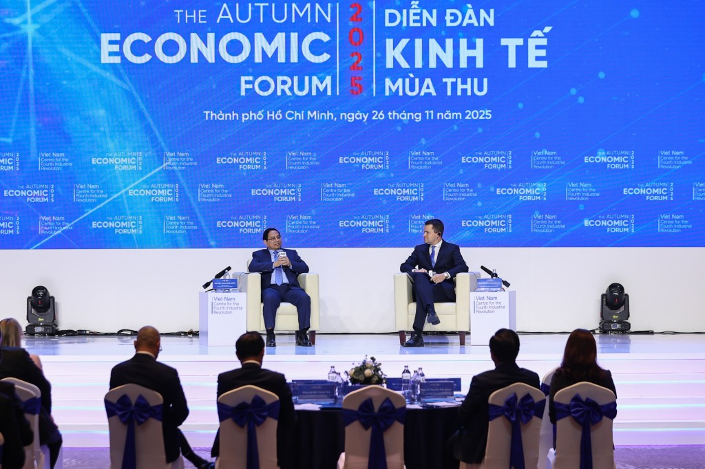 Đối thoại chính sách cấp cao giữa Thủ tướng Chính phủ Phạm Minh Chính với lãnh đạo Diễn đàn Kinh tế Thế giới - Ảnh: VGP/Nhật Bắc