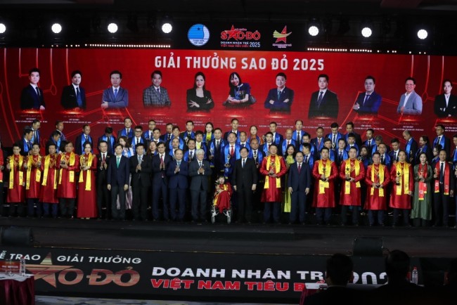 Vinh danh những doanh nhân trẻ kiến tạo giá trị Việt