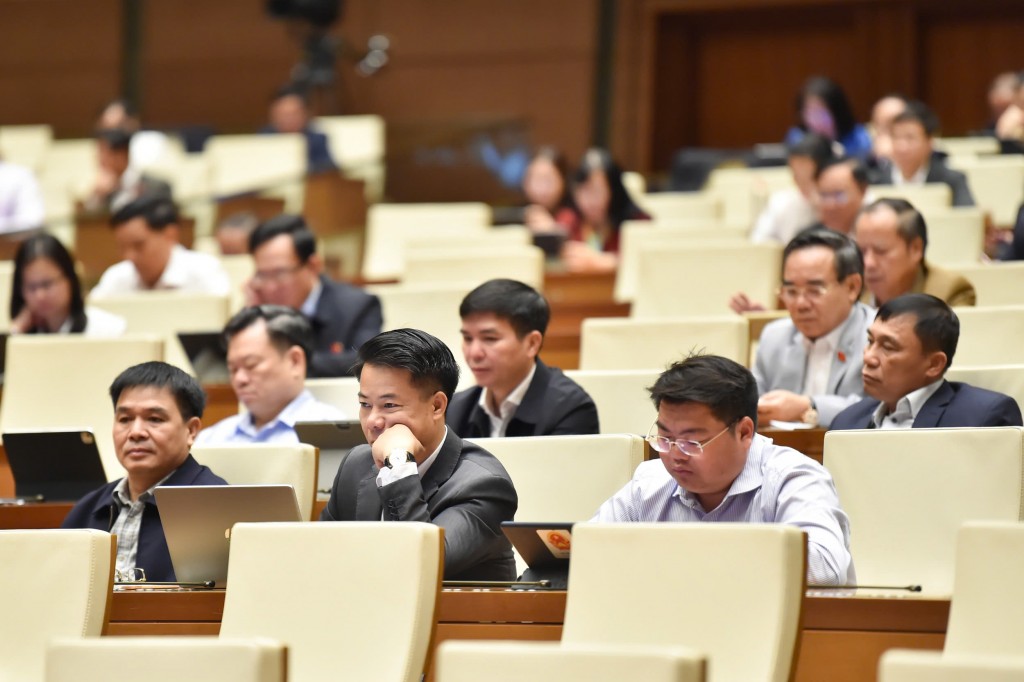 ĐBQH tán thành cấm đầu tư kinh doanh thuốc lá điện tử, thuốc ĐBQH tán thành cấm đầu tư kinh doanh thuốc lá điện tử, thuốc