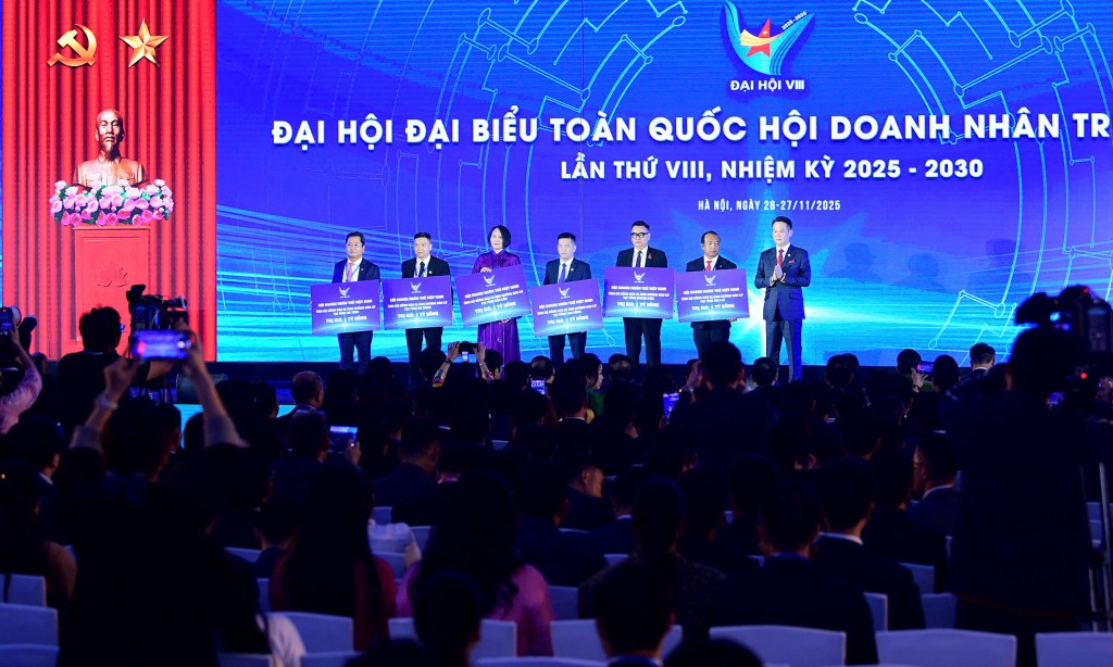 Doanh nhân trẻ nghĩ sâu, làm lớn, lan tỏa tinh thần tình dân tộc Doanh nhân trẻ nghĩ sâu, làm lớn, lan tỏa tinh thần tình dân tộc