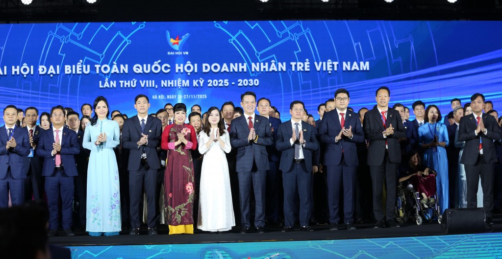 Doanh nhân trẻ nghĩ sâu, làm lớn, lan tỏa tinh thần tình dân tộc Doanh nhân trẻ nghĩ sâu, làm lớn, lan tỏa tinh thần tình dân tộc