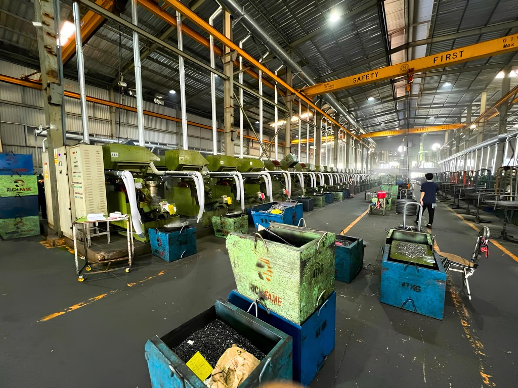 Hệ thống Ha Lô giảm hơn 90% nồng độ hơi dầu trong khí thải, mang lại môi trường làm việc thông thoáng và an toàn cho công nhân.