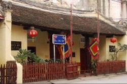 Thu phí tham quan một số di tích, công trình văn hoá