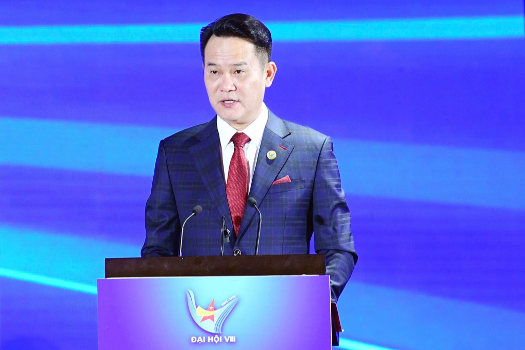 Anh Đặng Hồng Anh tái cử Chủ tịch Hội Doanh nhân trẻ Việt Nam Anh Đặng Hồng Anh tái cử Chủ tịch Hội Doanh nhân trẻ Việt Nam