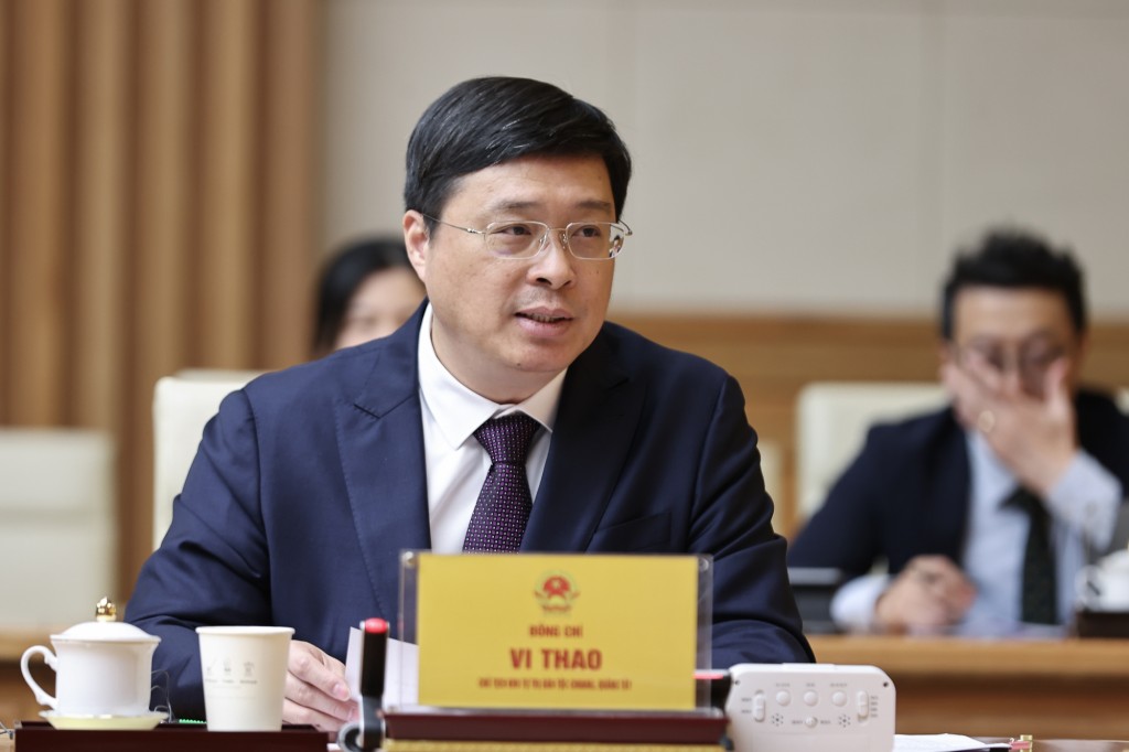 Đồng chí Vi Thao khẳng định Quảng Tây hết sức coi trọng và ưu tiên hàng đầu phát triển quan hệ hợp tác hữu nghị với các bộ, ngành và địa phương Việt Nam, quyết tâm thực hiện hiệu quả nhận thức chung cấp cao, đóng góp thiết thực cho sự phát triển của quan hệ hai Đảng, hai nước - Ảnh: VGP/Nhật Bắc Đồng chí Vi Thao khẳng định Quảng Tây hết sức coi trọng và ưu tiên hàng đầu phát triển quan hệ hợp tác hữu nghị với các bộ, ngành và địa phương Việt Nam, quyết tâm thực hiện hiệu quả nhận thức chung cấp cao, đóng góp thiết thực cho sự phát triển của quan hệ hai Đảng, hai nước - Ảnh: VGP/Nhật Bắc