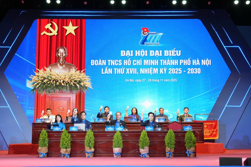 Đoàn chủ tịch Điều hành Đại hội Đại biểu Đoàn TNCS Việt Nam thành phố Hà Nội lần thứ XVII, nhiệm kỳ 2025-2030