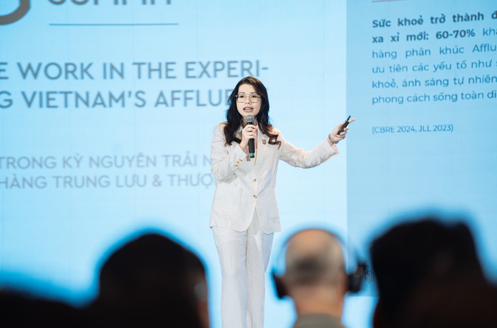 Theo bà Thi Anh Đào, tầng lớp trung - thượng lưu tại Việt Nam đang dịch chuyển mạnh từ tư duy “sở hữu một ngôi nhà” sang mong muốn “kiến tạo phong cách sống”