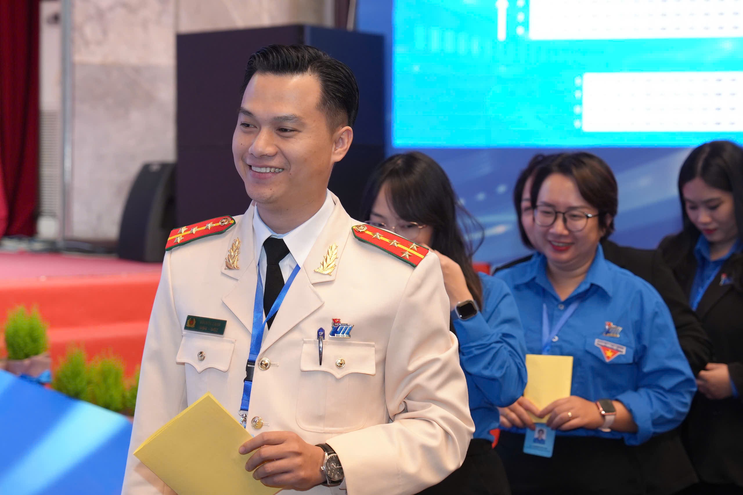 [CHÙM ẢNH] Phiên thứ nhất Đại hội đại biểu Đoàn TNCS Hồ Chí Minh TP Hà Nội