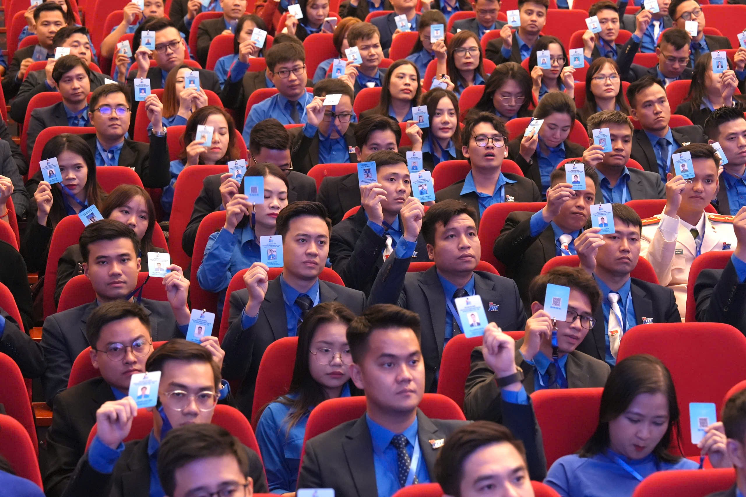 [CHÙM ẢNH] Phiên thứ nhất Đại hội đại biểu Đoàn TNCS Hồ Chí Minh TP Hà Nội